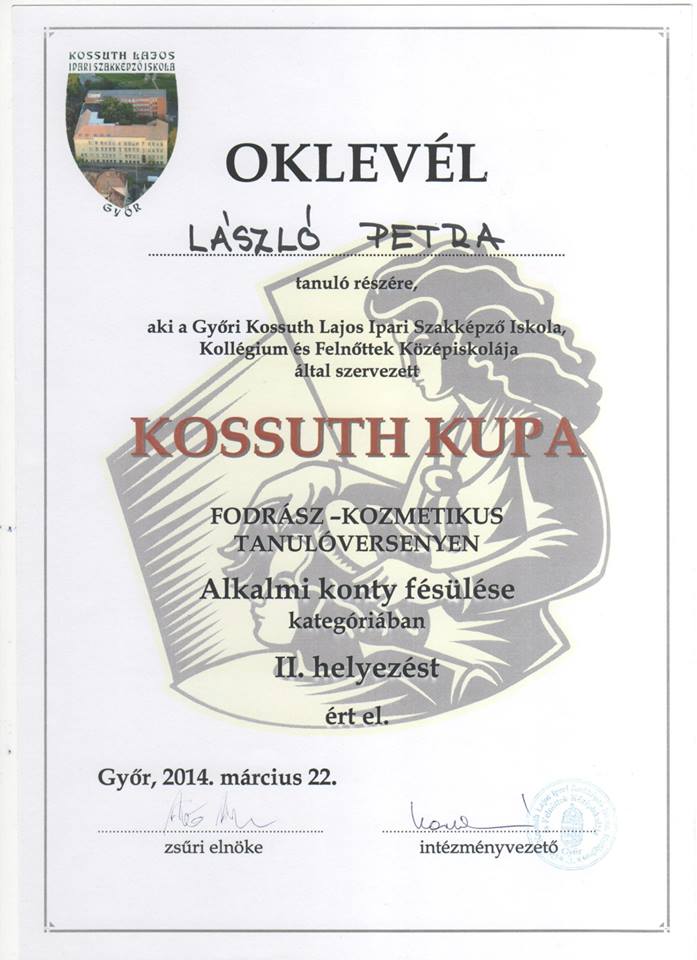 Alkalmi konty fésülése